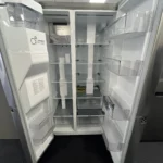 27 cu. ft. Side-by-Side Refrigerator with Craft Ice™ - Image 3