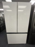 Samsung - BESPOKE 30 cu. ft. French Door Smart Refrigerator with AutoFill Water Pitcher - White Glass - Image 2